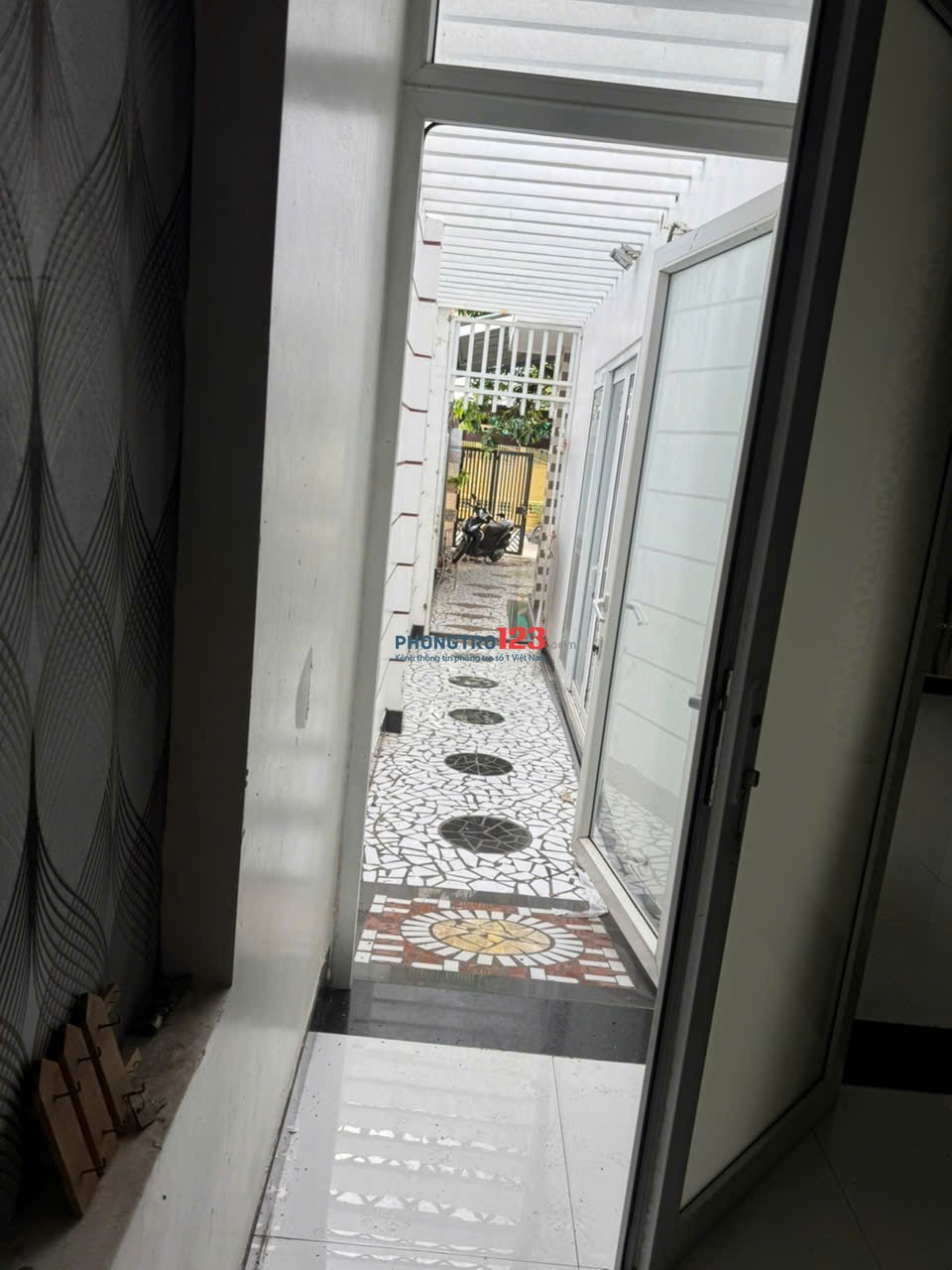 Nhà riêng cho thuê tại Đường Tuyên Quang,