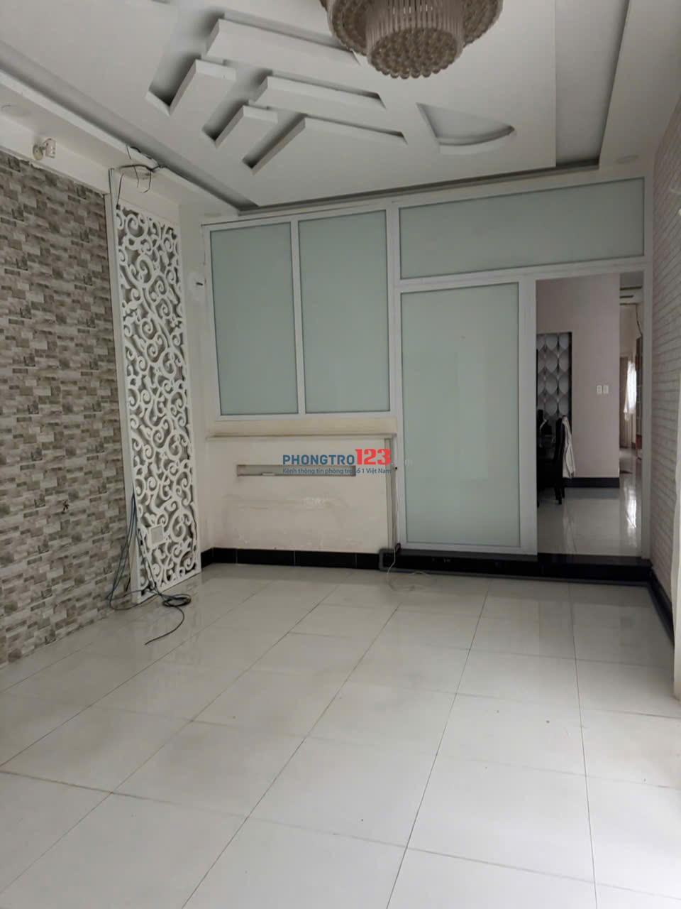 Nhà riêng cho thuê tại Đường Tuyên Quang,