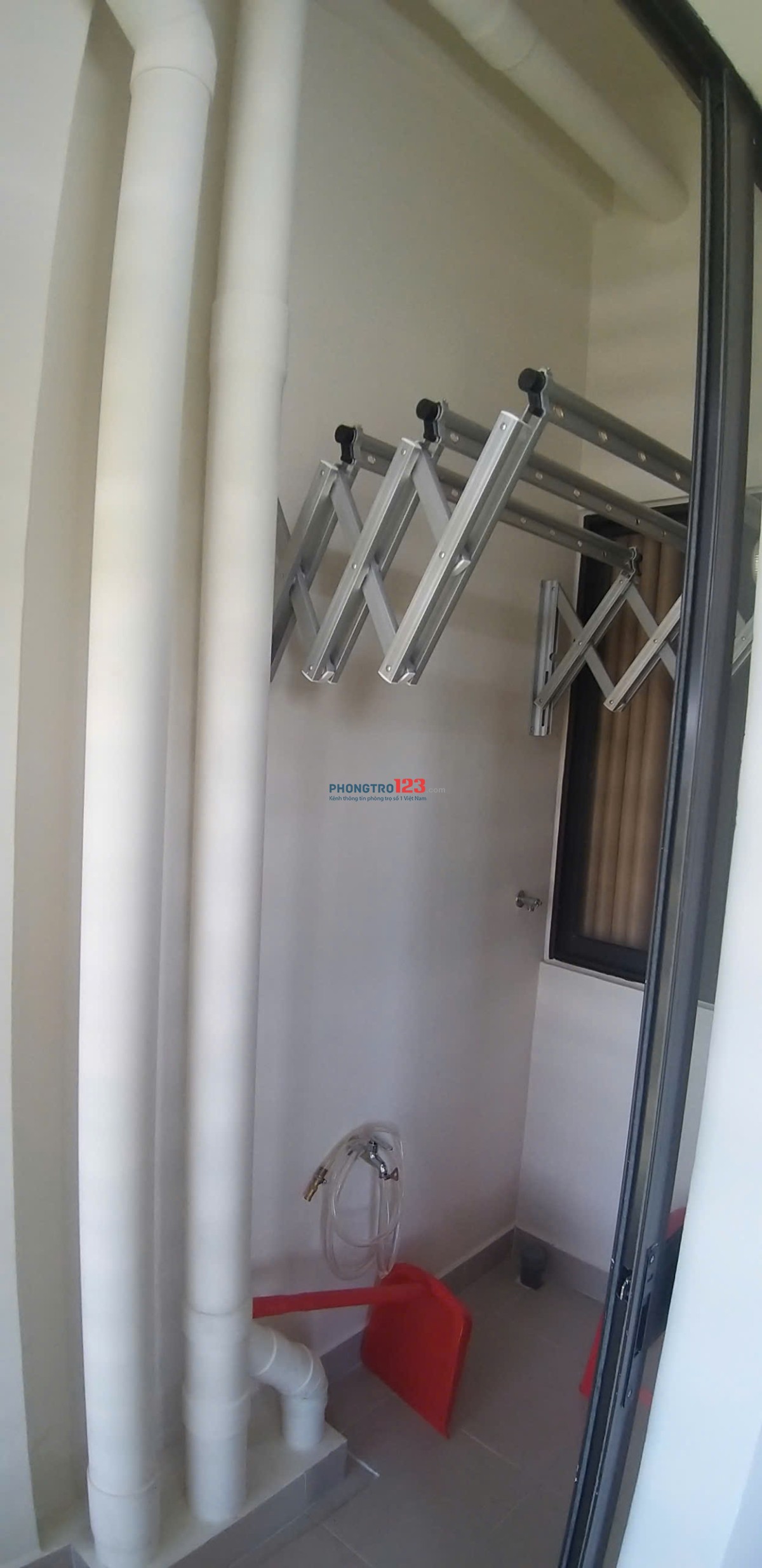 Cho thuê căn hộ ehome Southgate 1PN tầng cao nhất, có thể thiết kế thêm phòng ngủ nhỏ - view trường