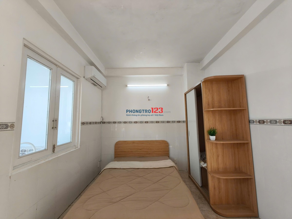  BAN CÔNG DECOR ĐẸP – GIẢM GIÁ CÒN 4TR5 – BÙI MINH TRỰC, Q8 