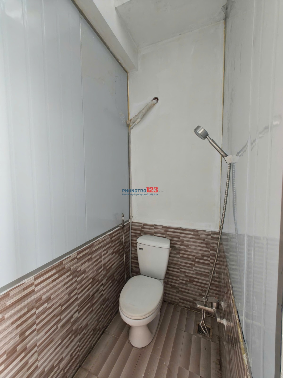  BAN CÔNG DECOR ĐẸP – GIẢM GIÁ CÒN 4TR5 – BÙI MINH TRỰC, Q8 