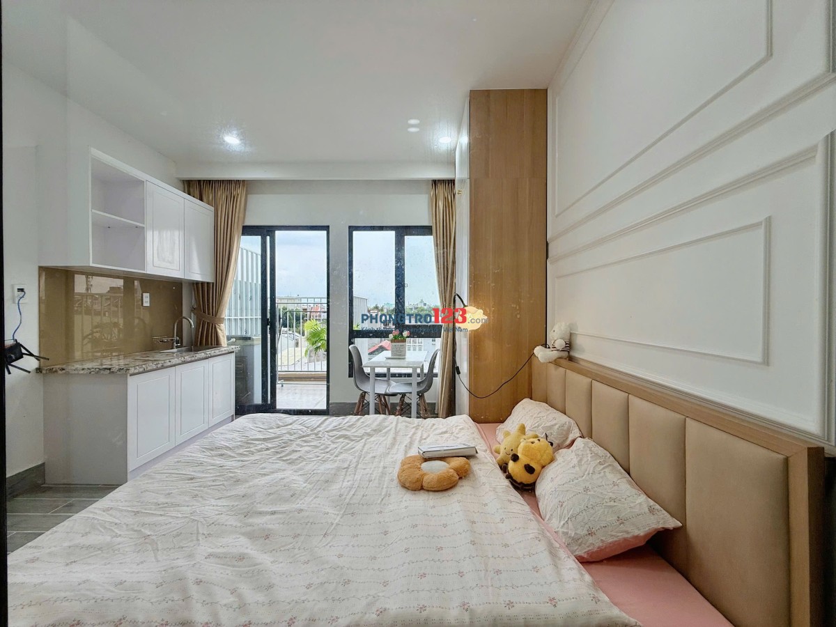 CHO THUÊ PHÒNG CÓ BAN CÔNG NGAY CHUNG CƯ ETOWN