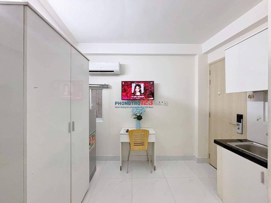 Studio xinh xắn full tiện nghi tại Lê Văn Sỹ-cạnh CoopMart Nhiêu Lộc