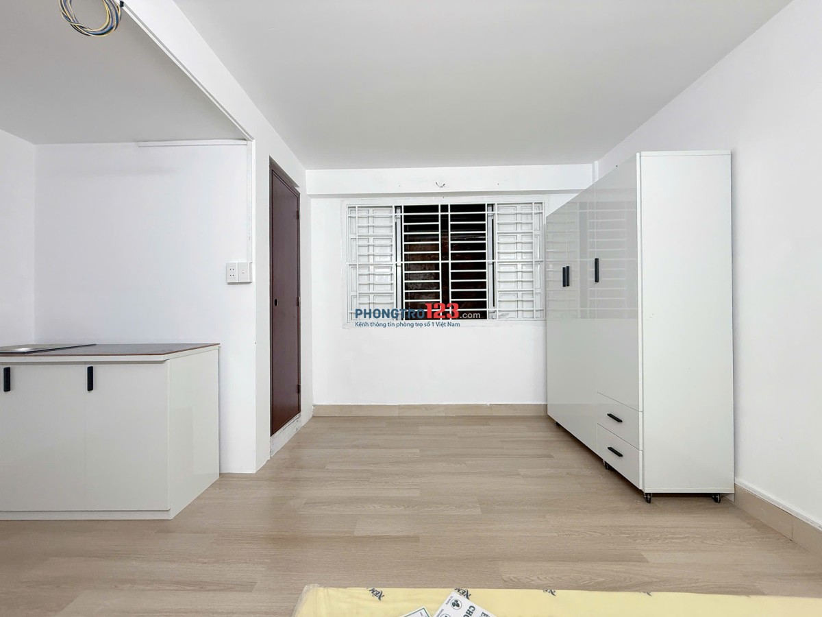 Phòng Studio cửa sổ mới ngay Quận 5