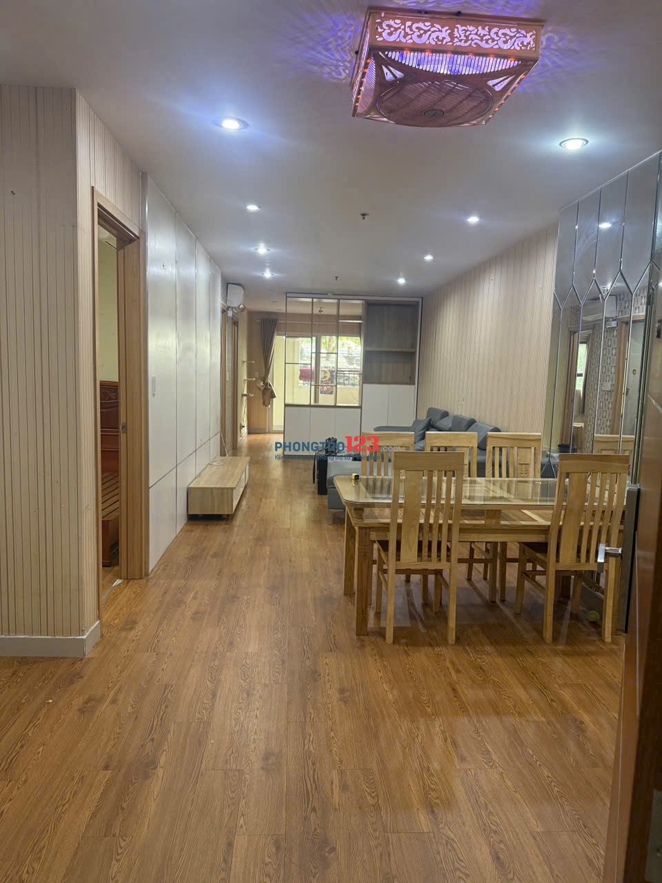 Chung cư Trương Định, P6, Quận 3: 2p ngủ, nội thất, 105m2 giá 11,5tr