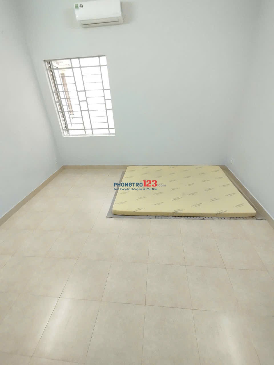 Phòng máy lạnh 25m2 đường Tạ Quang Bửu P4 Q8