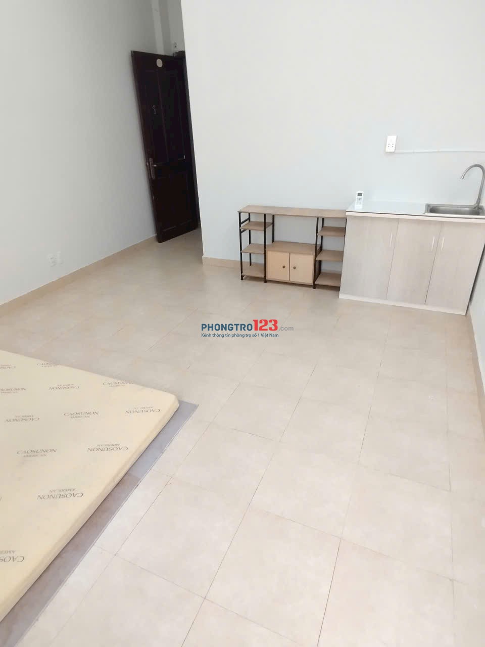 Phòng máy lạnh 25m2 đường Tạ Quang Bửu P4 Q8