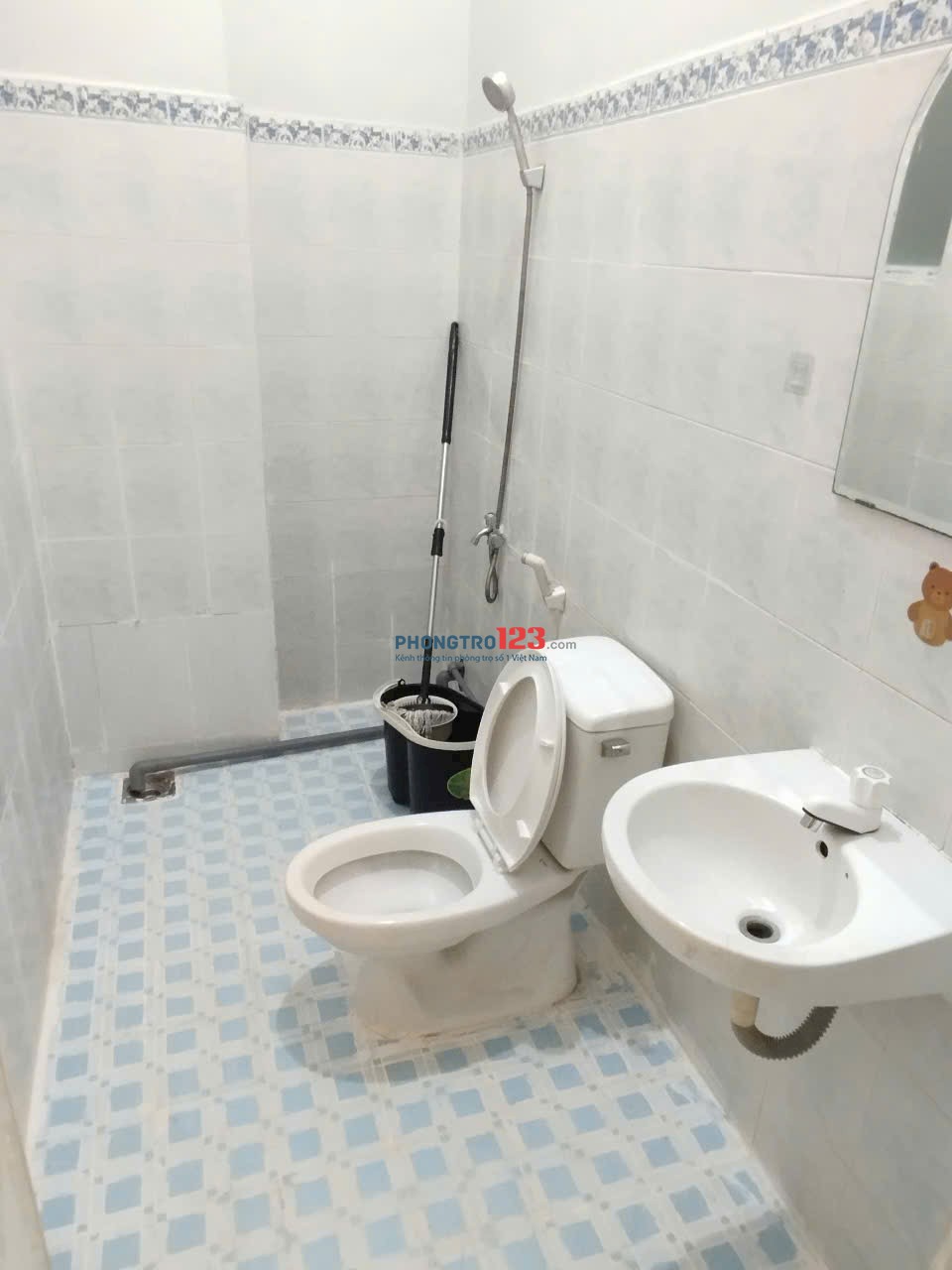 Phòng máy lạnh 25m2 đường Tạ Quang Bửu P4 Q8