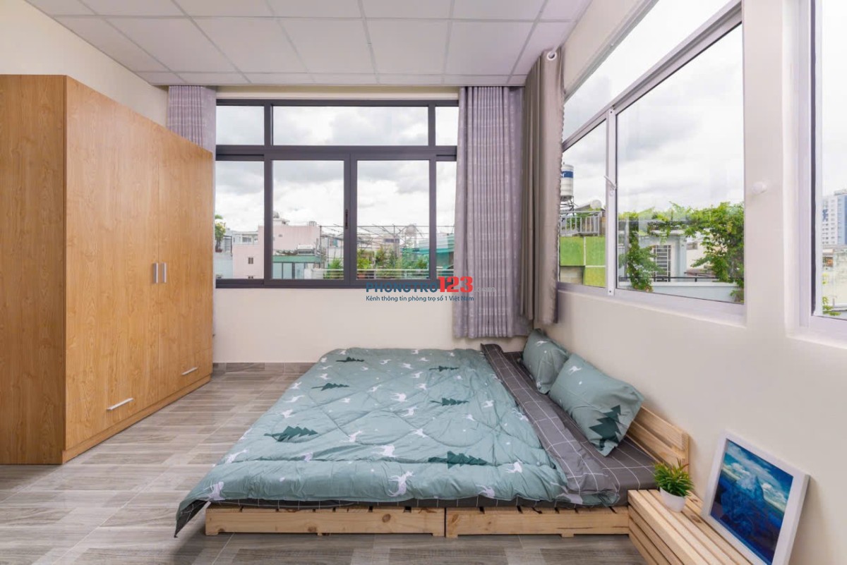 Cho Thuê Phòng Bình Thạnh rộng 35m2, Cửa sổ lớn Full nội thất gần Ngã Tư Hàng Xanh giá chỉ 5Xxx