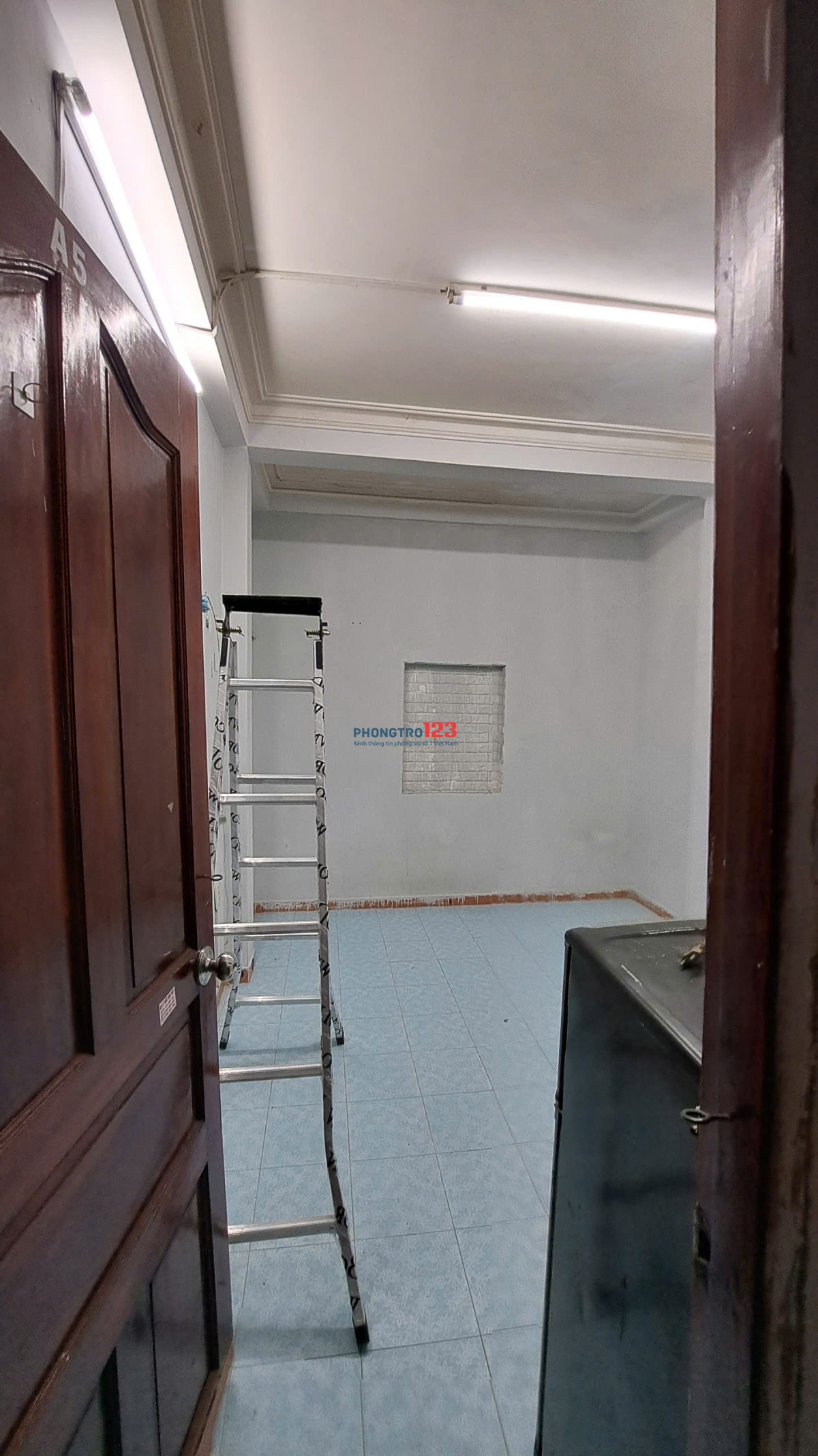 Cho thuê phòng máy lạnh, tủ lạnh, miễn phí giữ xe, máy giặt