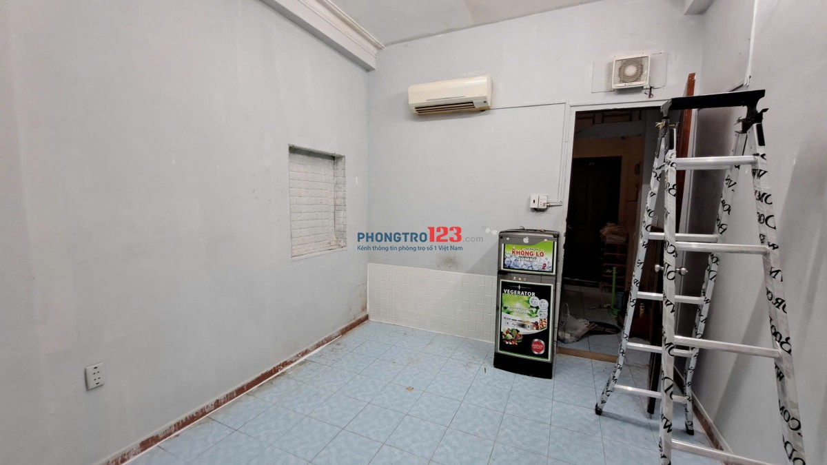 Cho thuê phòng máy lạnh, tủ lạnh, miễn phí giữ xe, máy giặt