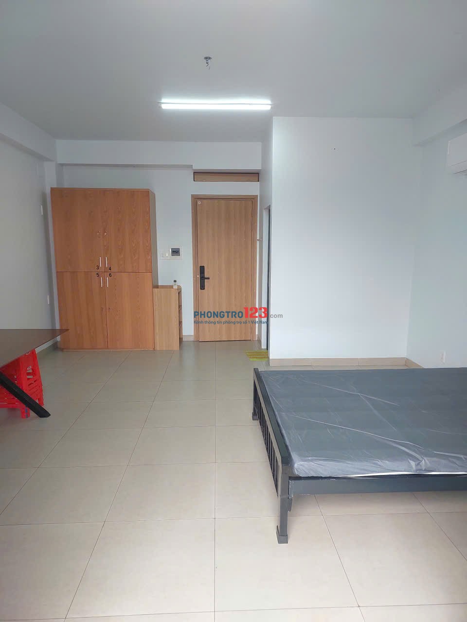 Căn hộ mini 32m2 , Ban công, Thang máy, gần Trần Não Q.2, Đủ nội thất mới