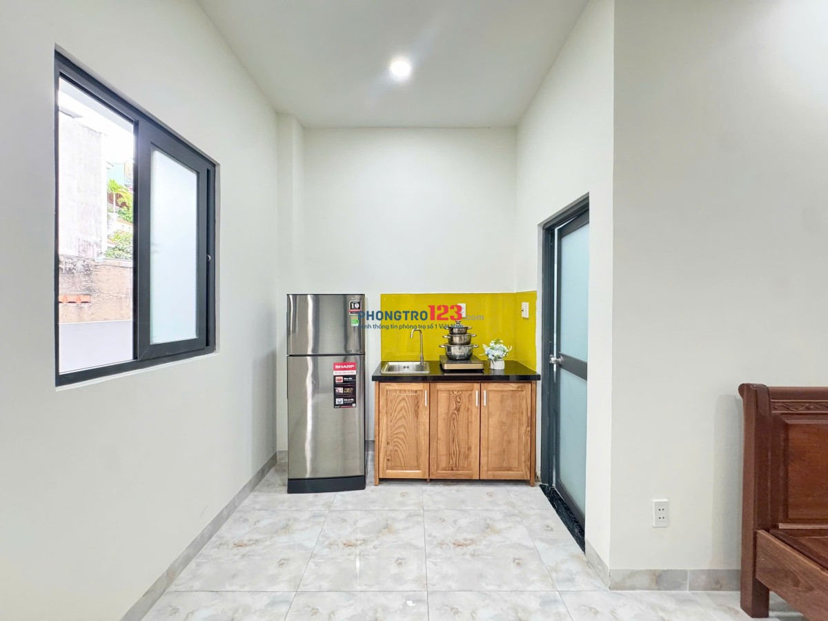 PHÒNG BAN CÔNG 25m2 FULL TIỆN NGHI GẦN NGÃ TƯ 7 HIỀN