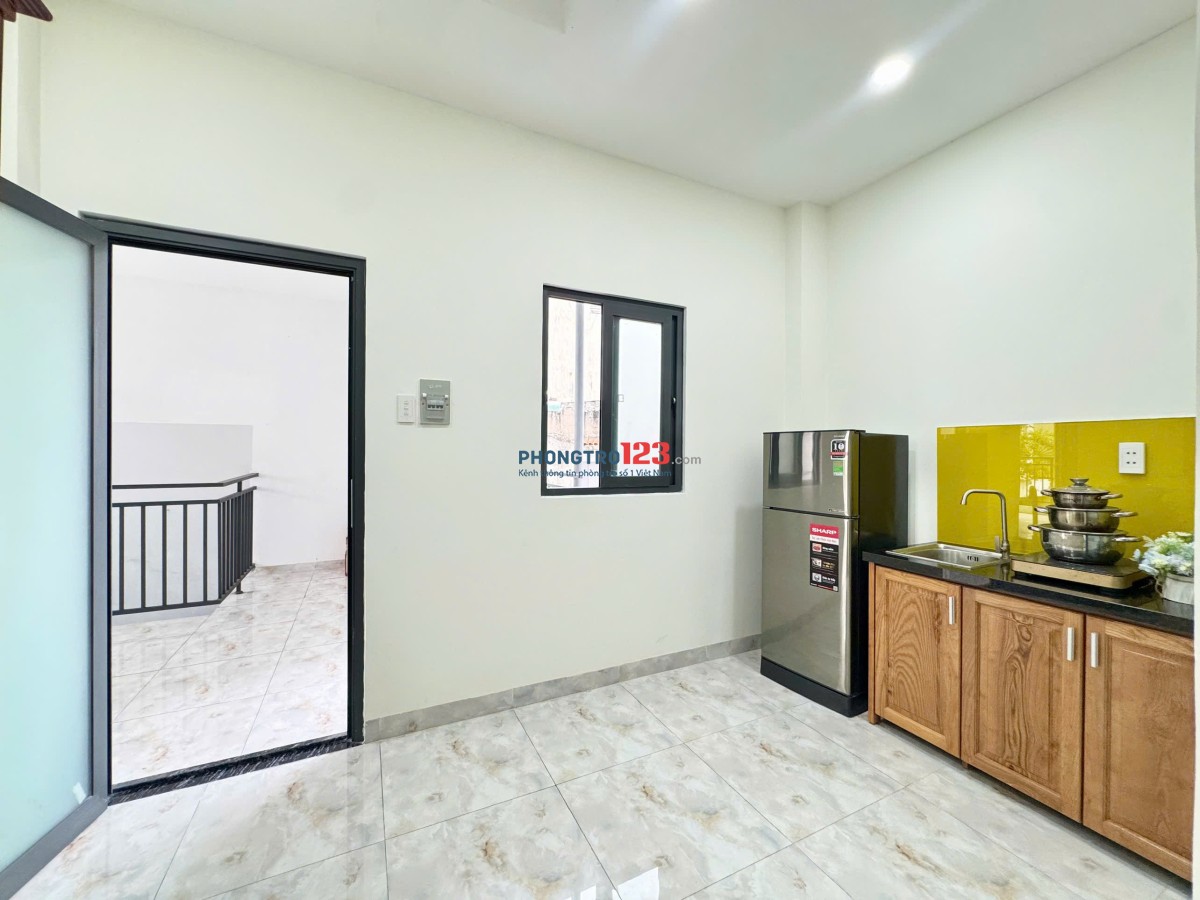 PHÒNG BAN CÔNG 25m2 FULL TIỆN NGHI GẦN NGÃ TƯ 7 HIỀN