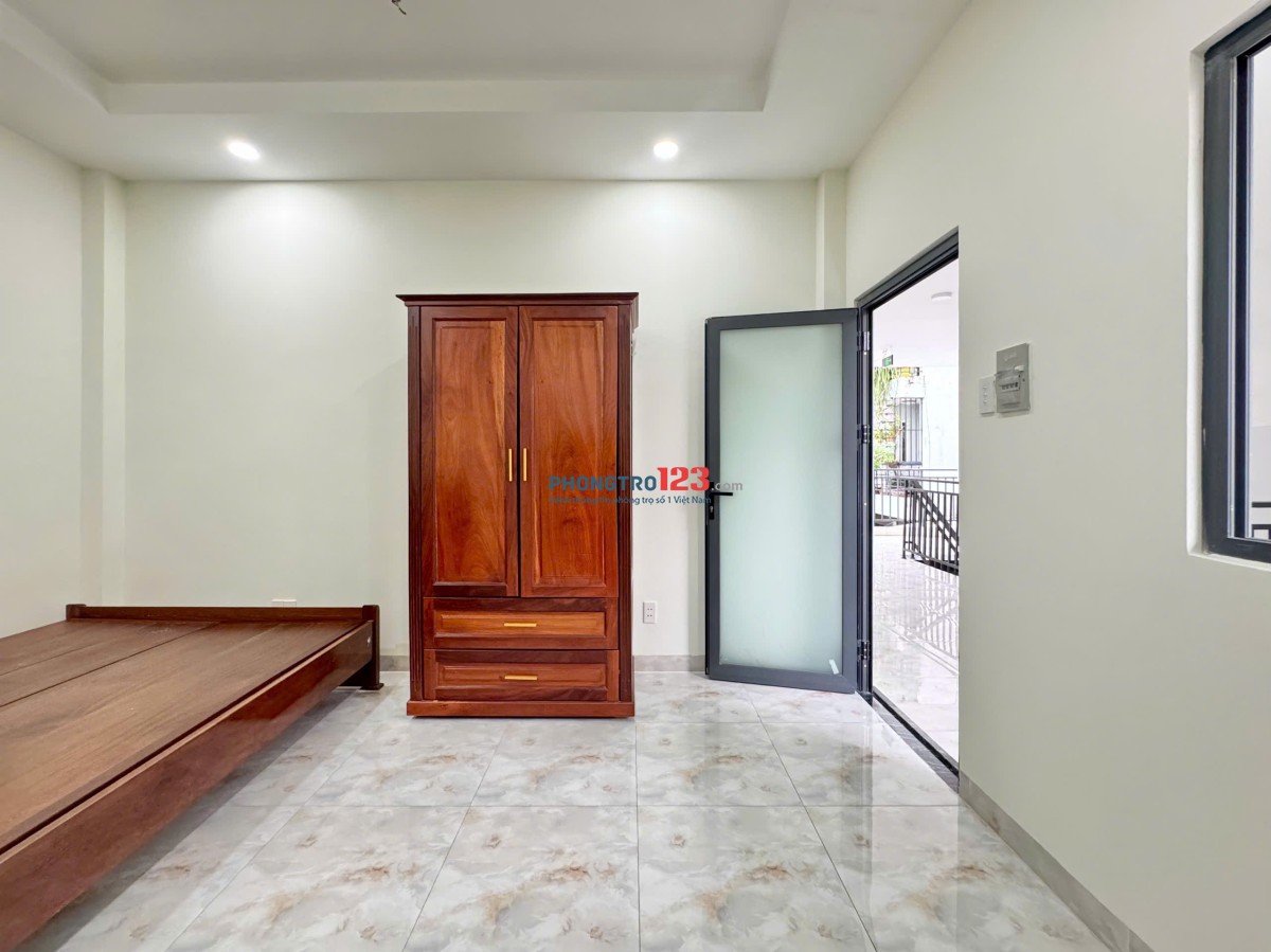 PHÒNG BAN CÔNG 25m2 FULL TIỆN NGHI GẦN NGÃ TƯ 7 HIỀN