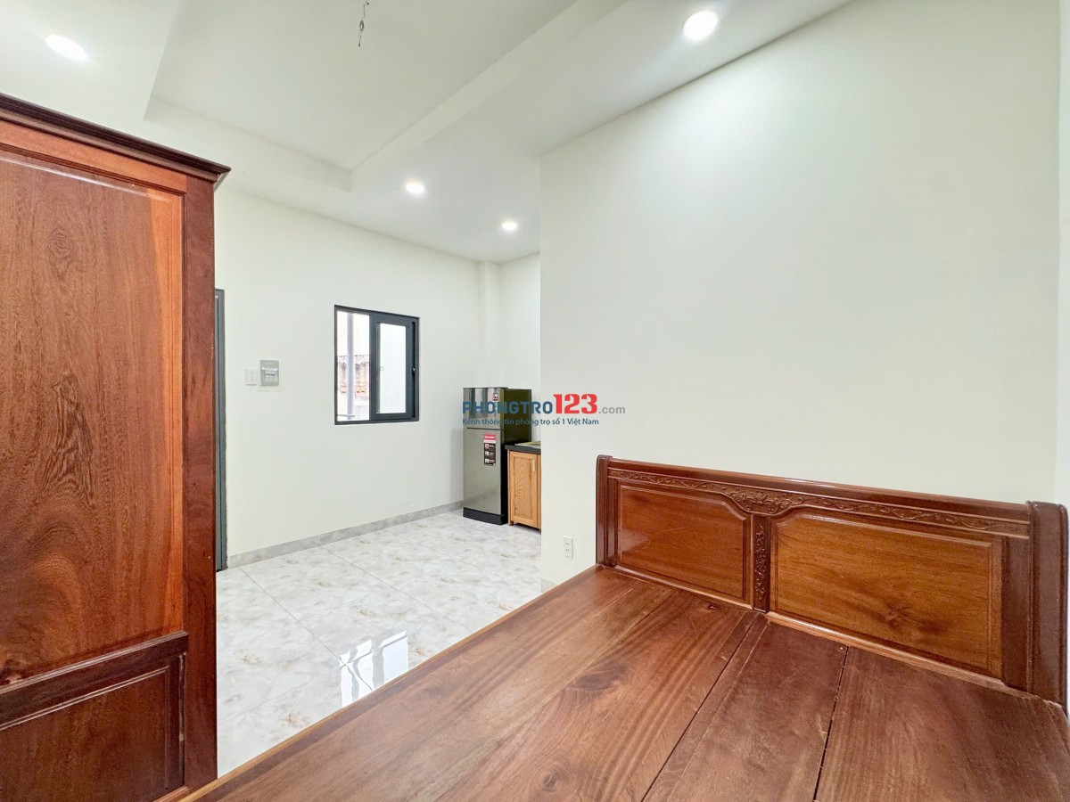 PHÒNG BAN CÔNG 25m2 FULL TIỆN NGHI GẦN NGÃ TƯ 7 HIỀN