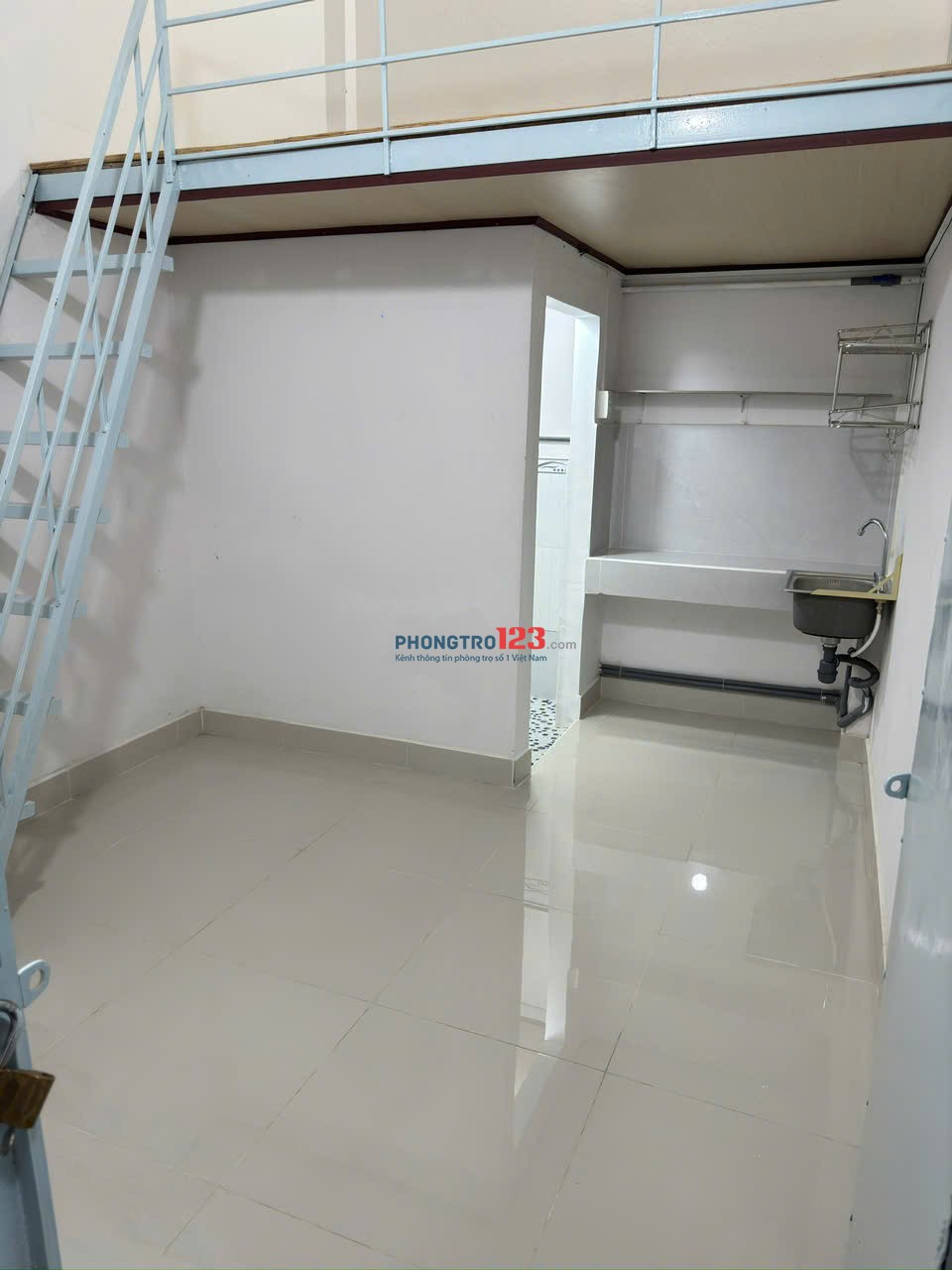 Cho thuê phòng trọ giá rẻ ngay chợ Đầu Mối gần cầu vượt Gò Dưa