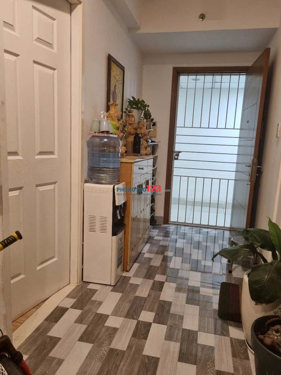 Chung cư Topaz Home, Phan Văn Hớn, Q12: 3p ngủ, full nội thất, 2wc, 8tr