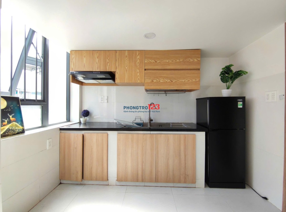Cho Thuê Căn Hộ Duplex 30m2 Bạn Công Cửa Sổ Thoáng Mát Gần Đại Học Bách Khoa, Tân Bình