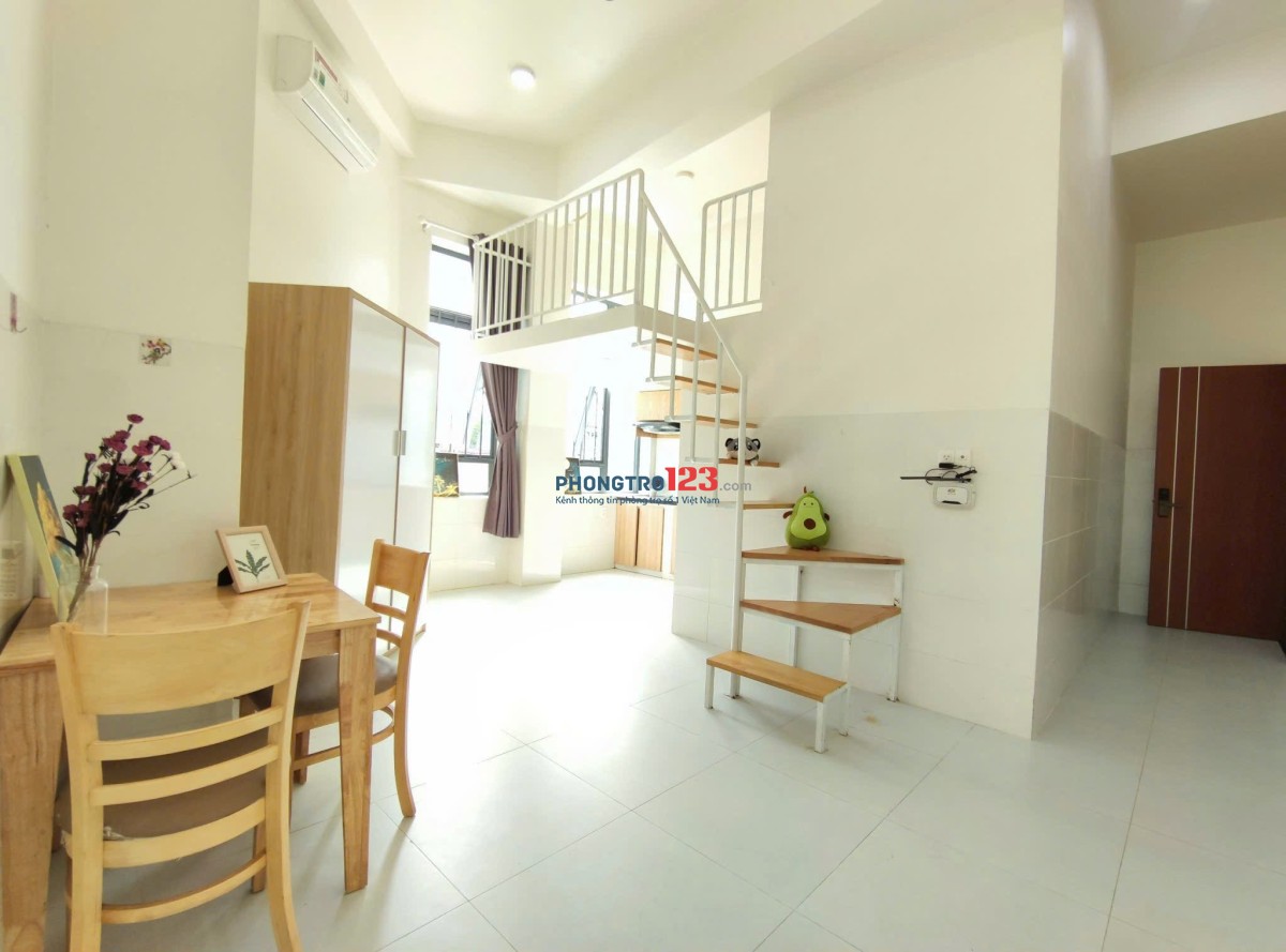 Cho Thuê Căn Hộ Duplex 30m2 Bạn Công Cửa Sổ Thoáng Mát Gần Đại Học Bách Khoa, Tân Bình