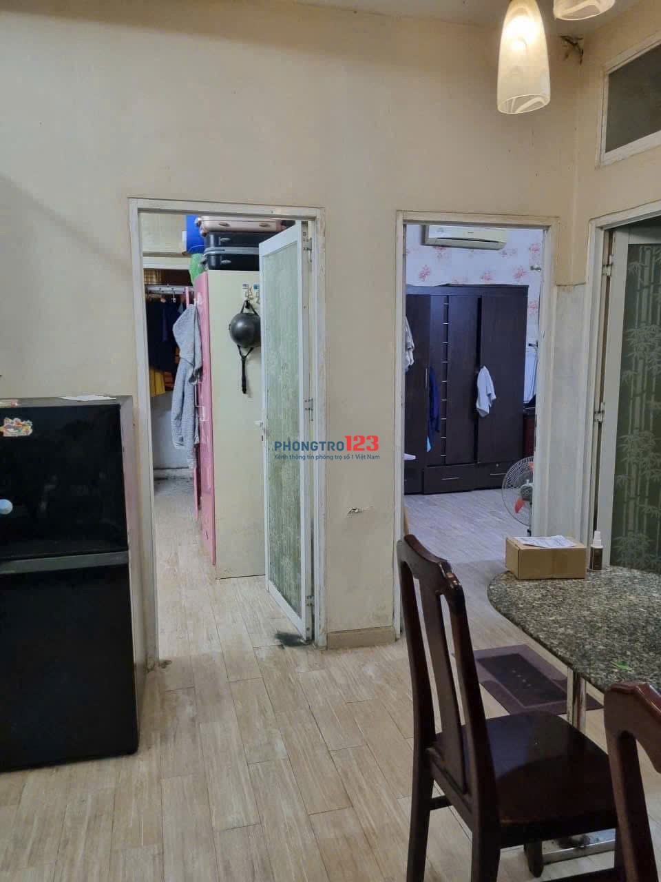 Chung cư Bàu cát, P10,Tân BÌnh căn 70m2, 2p ngủ giá 9tr/th