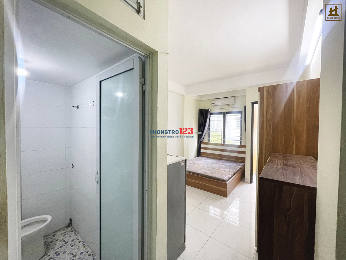 24 CHỢ MỖ LAO - STUDIO FULL NỘI THẤT - GẦN PTIT OTO ĐỖ CỬA, NGÕ THOÁNG