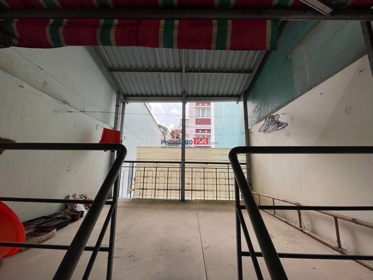 Cho nữ thuê trọ giá sinh viên, bao điện nước, ngay tại trung tâm quận 1