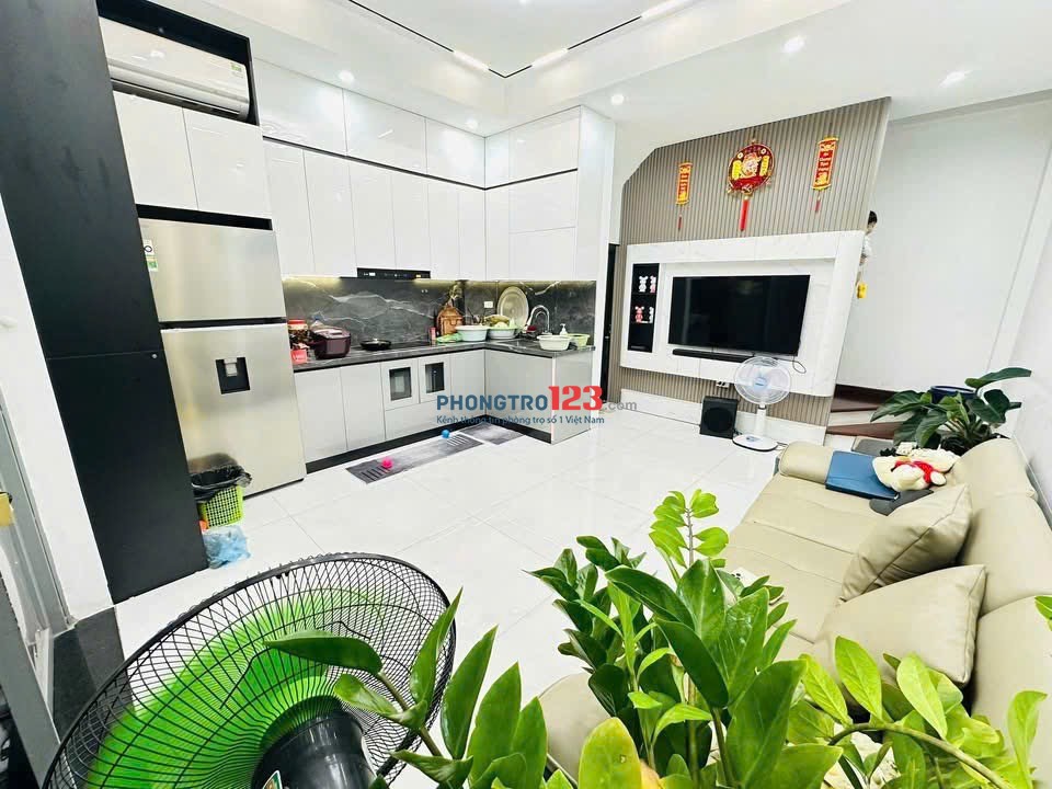 Cho hộ gia đình thuê hoặc làm văn phòng công ty