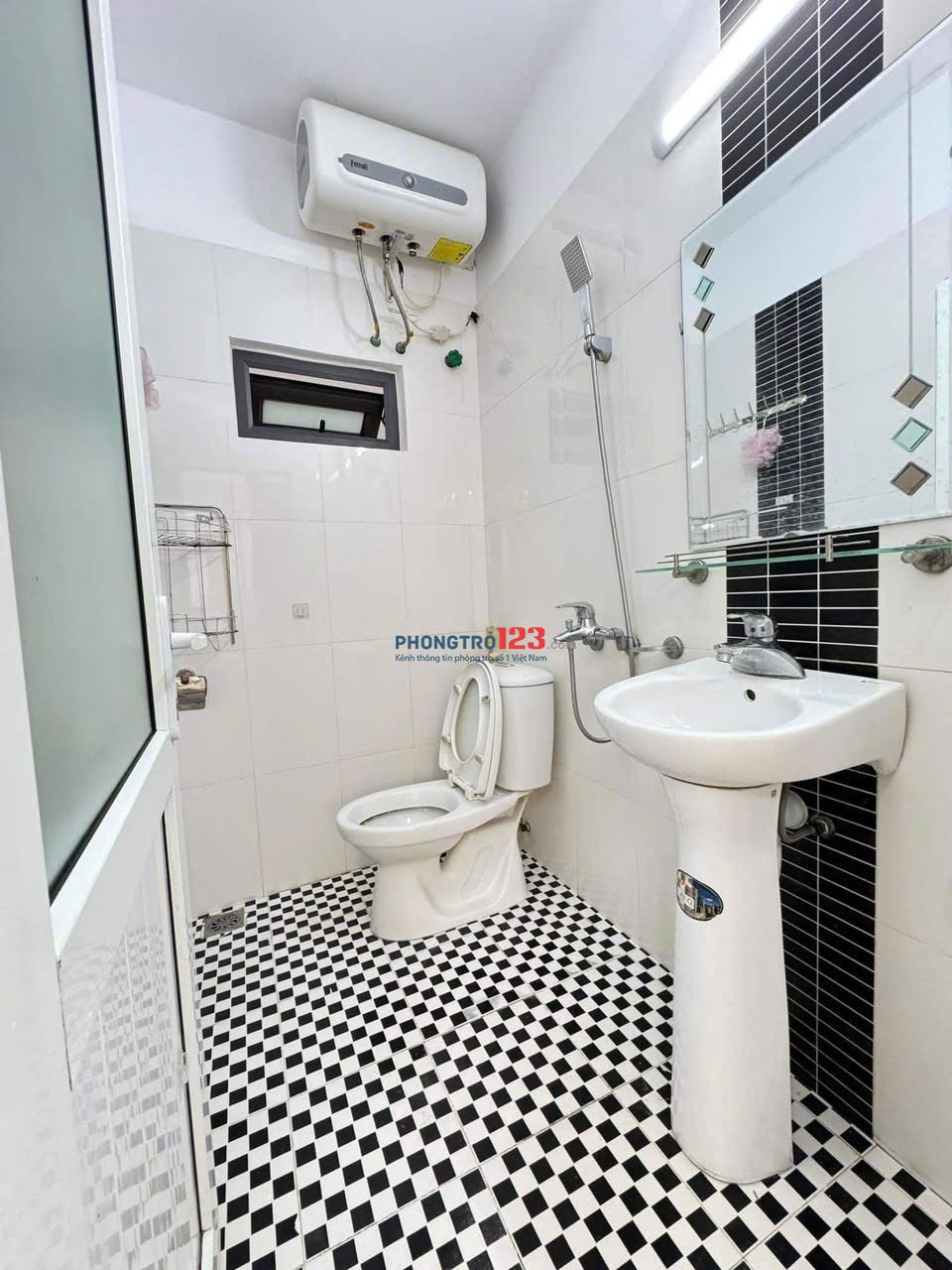 Cho hộ gia đình thuê hoặc làm văn phòng công ty