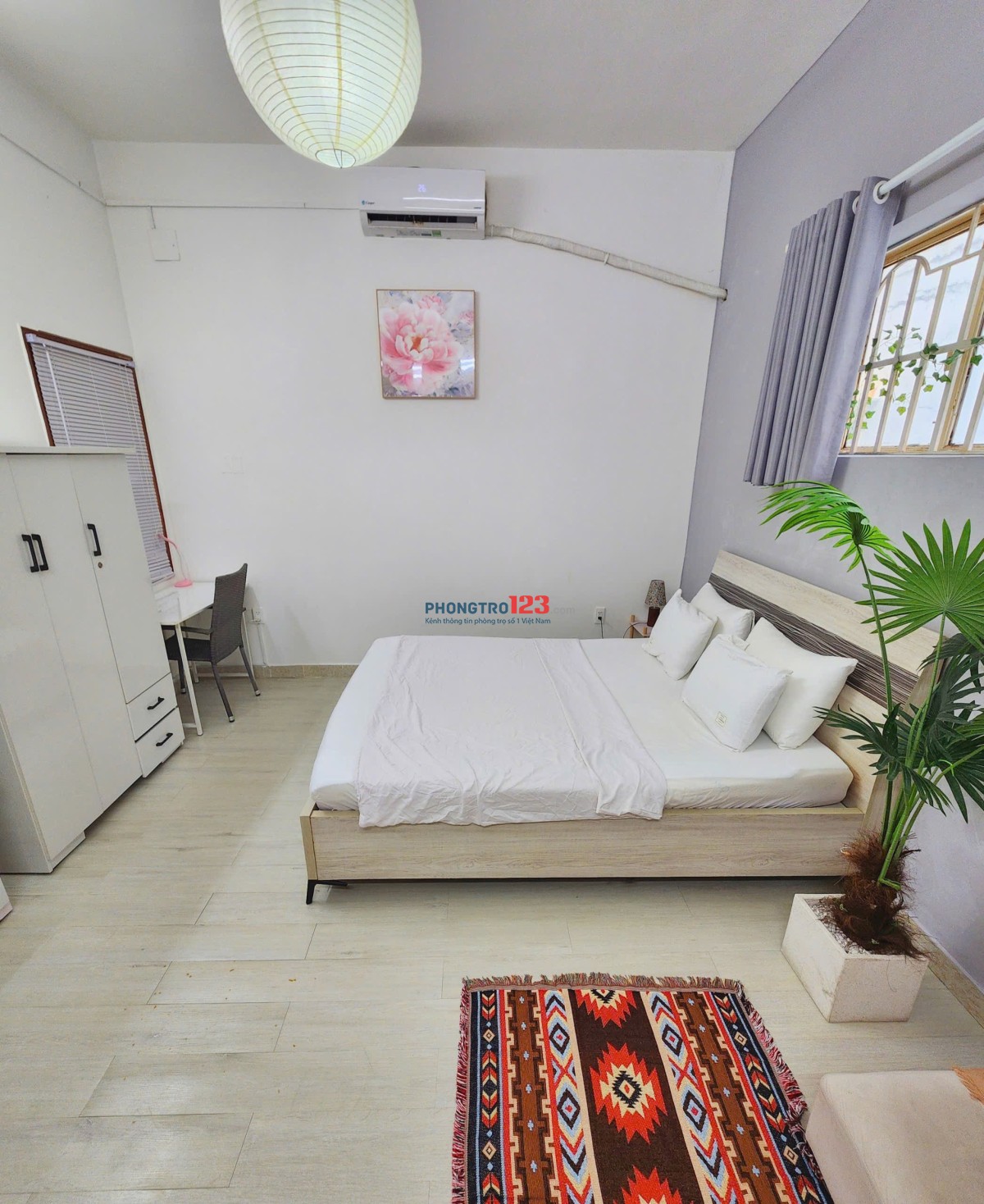 Phòng cho thuê gần chợ Tân Định đường Trần Nhật Duật full nội thất thuận tiện vào Hai Bà Trưng Q3