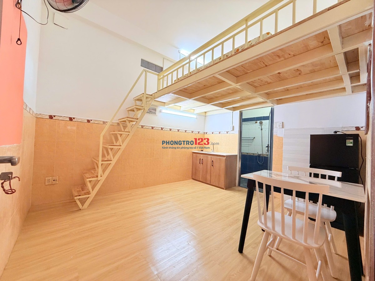 Cho thuê phòng duplex gác mới ở Cách Mạng Tháng 8 Q10 gần CV Lê Thị Riêng ĐH Huflit ĐH UEH ĐH BKU