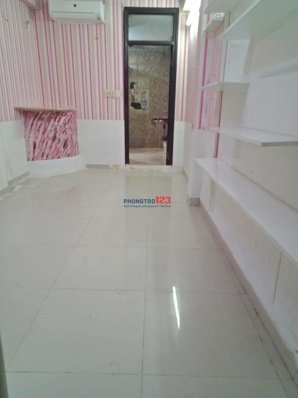 Phòng ĐẸP MÁT MẺ toilet riêng, không chung chủ ngay Lê Văn Sỹ