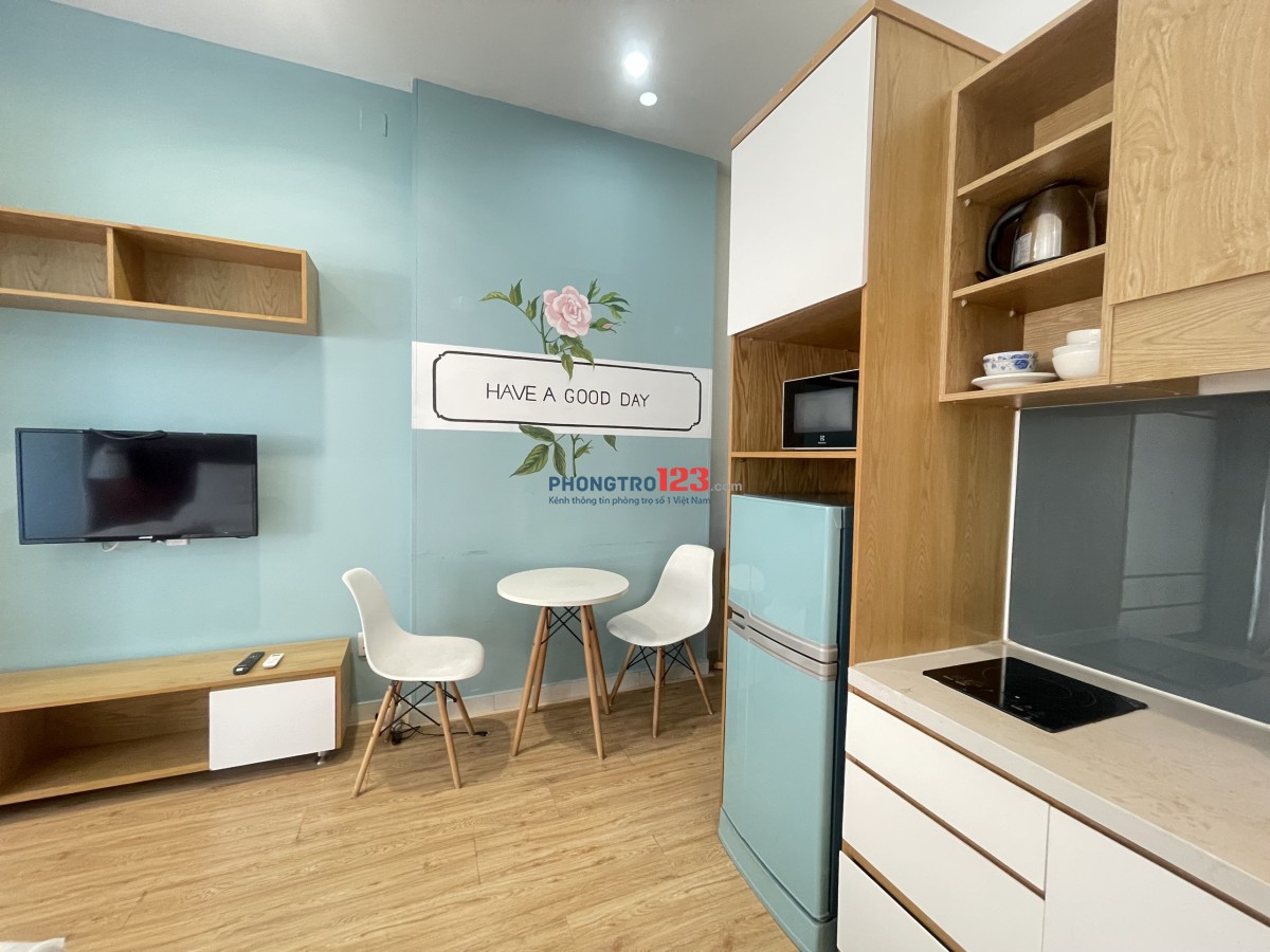 CĂN HỘ BAN CÔNG 30M² – NGAY HỒ VĂN HUÊ, PHÚ NHUẬN – GẦN SÂN BAY