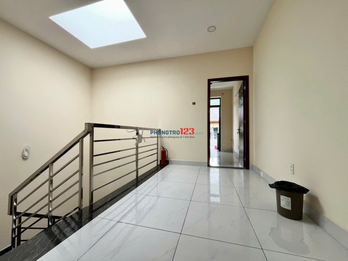 Phòng cửa sổ Phạm hùng nối dài Full nội thất nội khu an ninh