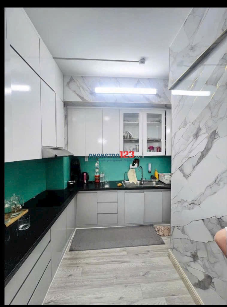 Cho thuê căn 2p ngủ, đủ nội thất giá 9tr, C/c Tân Hương, Tân Phú