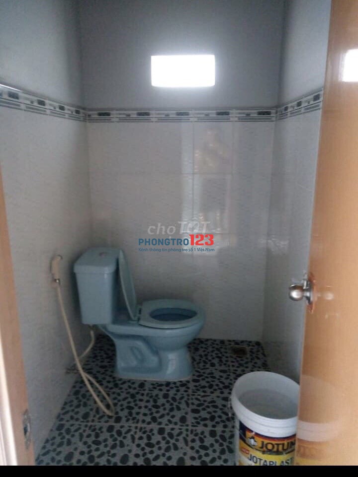 PHÒNG TRỌ CÓ BAN CÔNG TOLLET RIÊNG RỘNG SẠCH