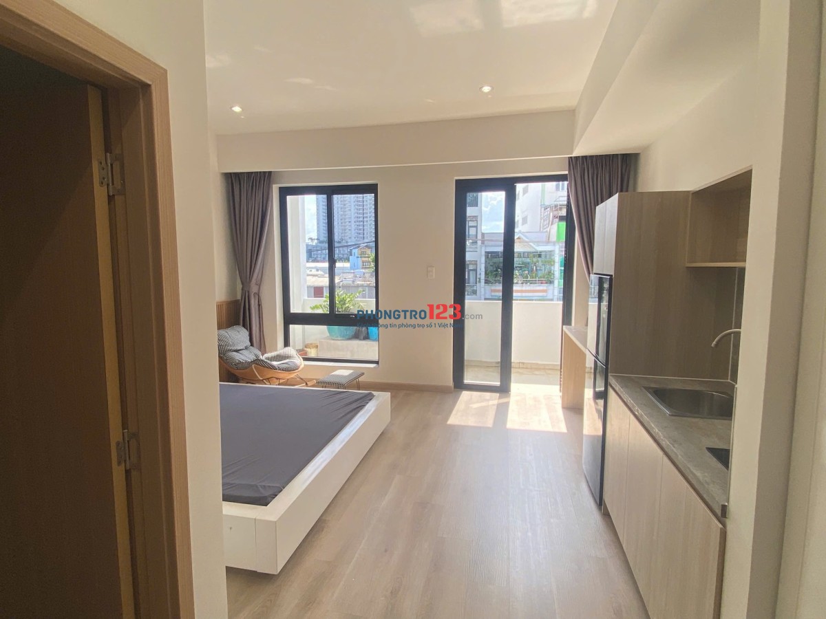 PHÒNG TRỌ BAN CÔNG LỚN FULL NỘI THẤT PHAN VĂN TRỊ BÌNH THẠNH ĐI BỘ TỚI ĐH VĂN LANG - LH: 0334998413