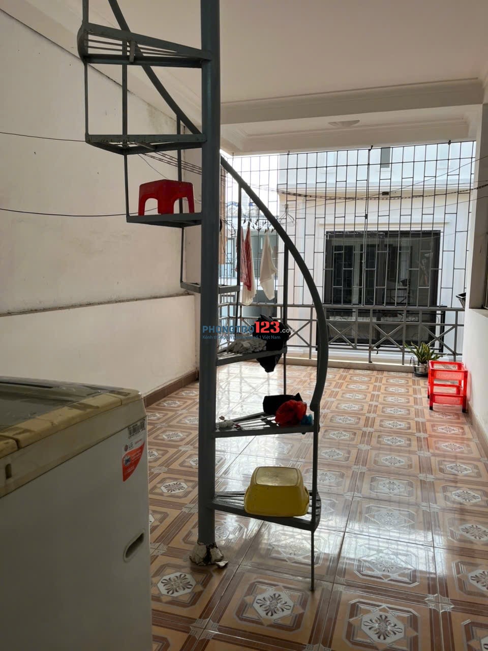 CHO THUÊ PHÒNG TRONG NHÀ 4 TẦNG Ở NGÕ 1 BÙI XƯƠNG TRẠCH, THANH XUÂN