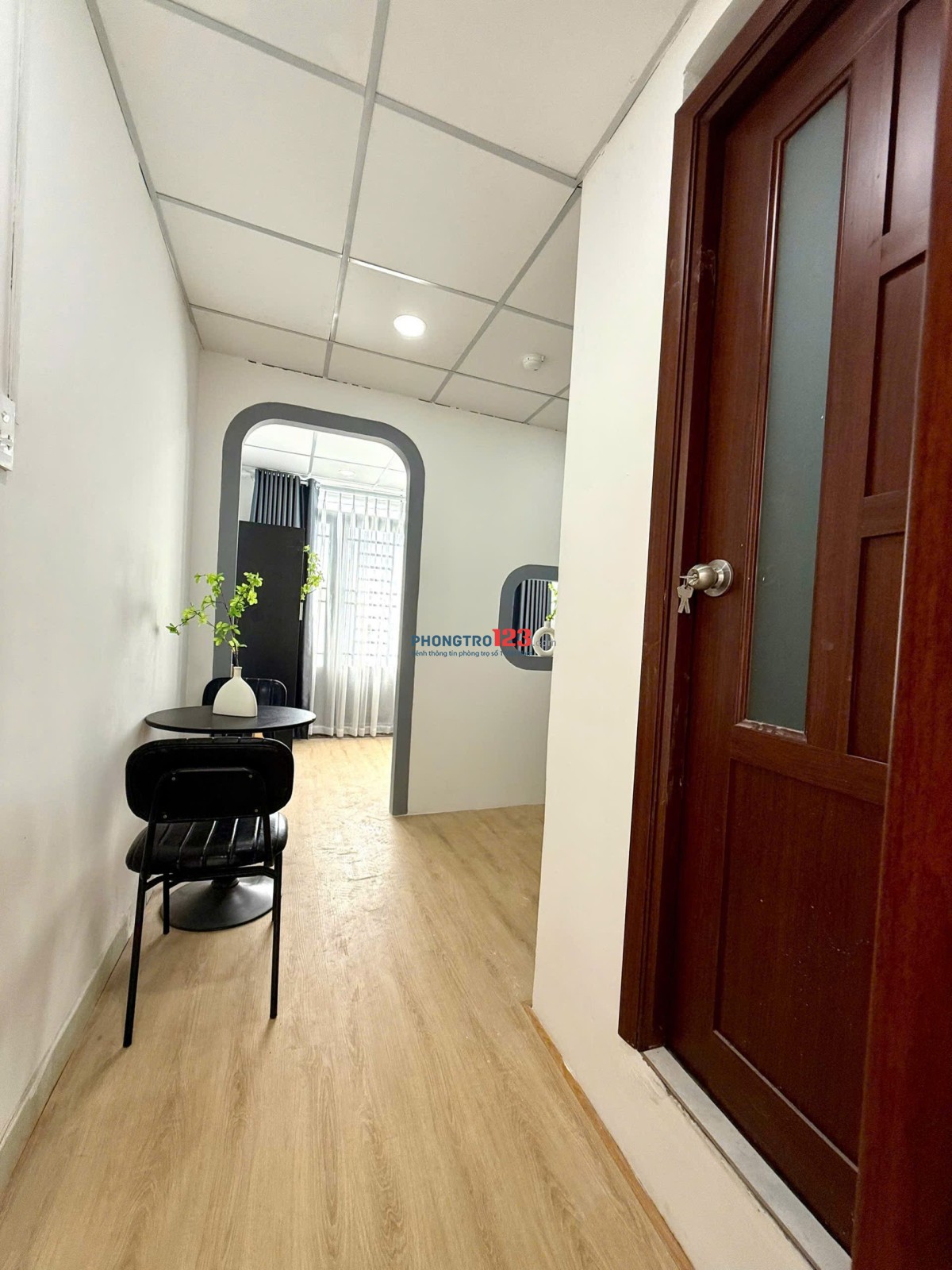 Căn Hộ 1 Phòng Ngủ – Ban Công, Tách Bếp – Full Nội Thất, Decor Sẵn Siêu Đẹp – Gần Đh Văn Hiến