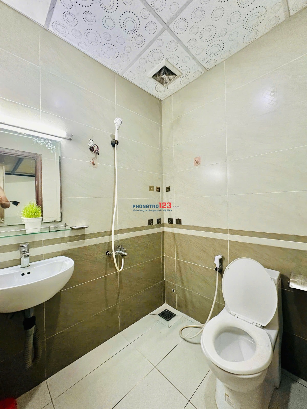 Duplex full nội thất thiết kế hiện đại gần sân bay tân sơn nhất ga t3 etown quận tân bình