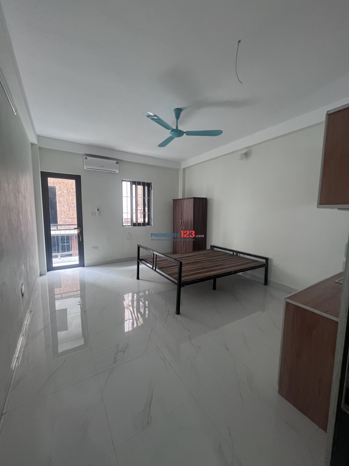 4tr Cho thuê phòng ngõ 43 gần cấp 1 Cổ Nhuế