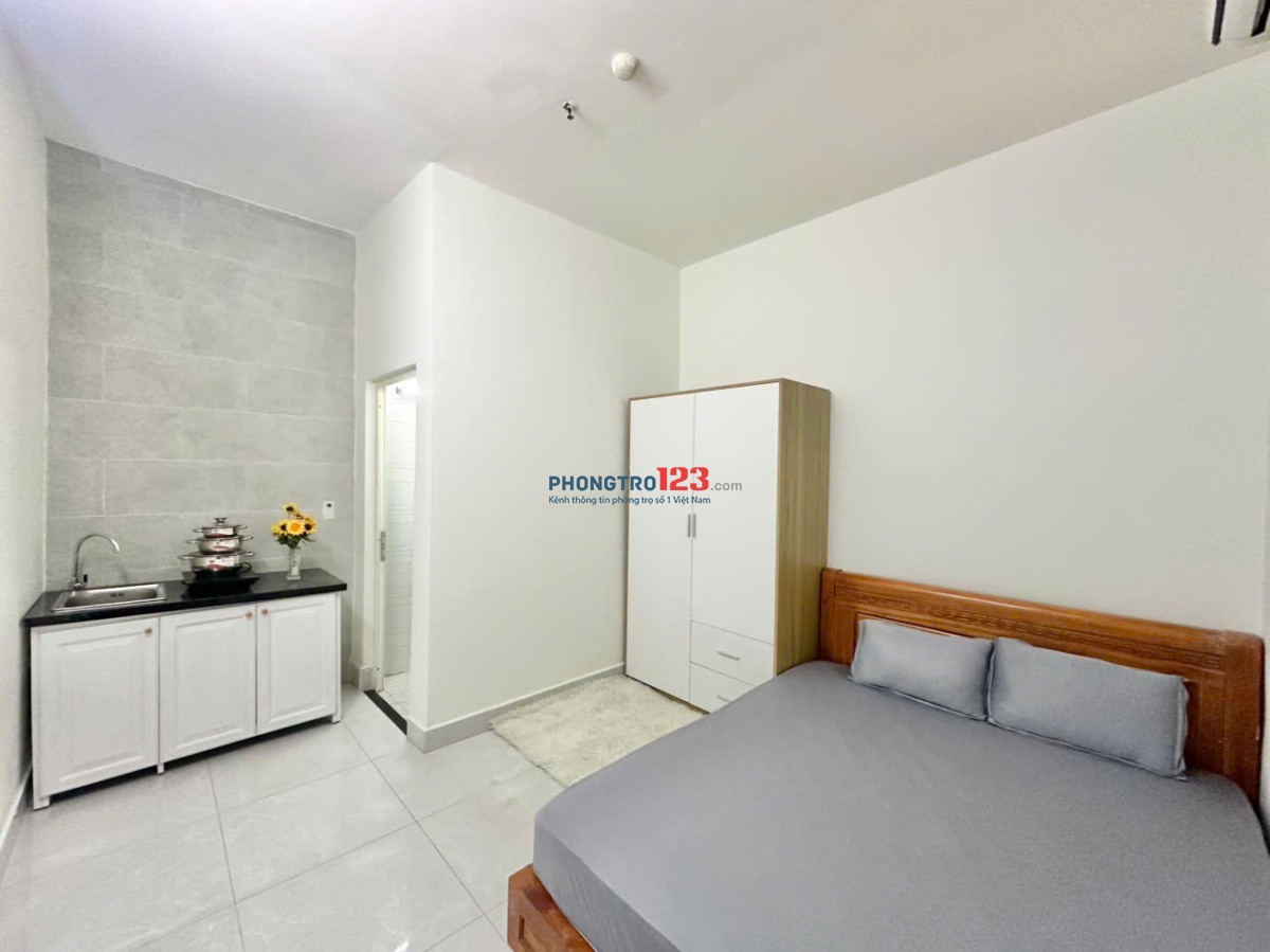 PHÒNG THOÁNG ĐẦY ĐỦ TIỆN NGHI Ô TÔ TÂN NƠI GẦN KHU CHẾ XUẤT, ĐH TÀI CHÍNH MKT