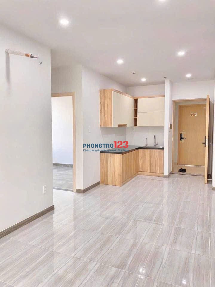 Chung cư Phú Thạnh, Nguyễn Sơn, TP: 95m2, 2p ngủ, 2wc, ban công, 9tr/th