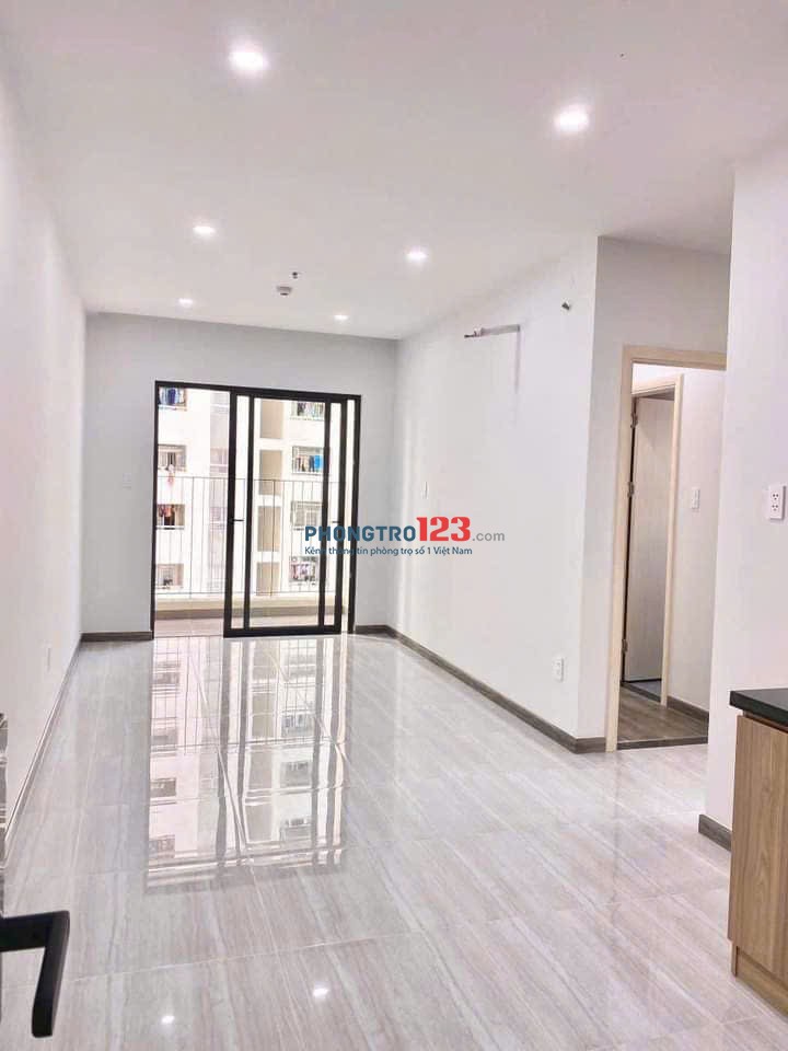 Chung cư Phú Thạnh, Nguyễn Sơn, TP: 95m2, 2p ngủ, 2wc, ban công, 9tr/th