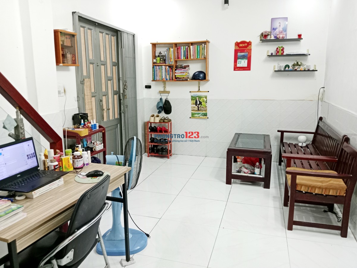 CẦN CHO THUÊ PHÒNG 22 M2 PHƯỜNG 7 QUẬN GÒ VẤP, KHU YÊN TĨNH, AN NINH