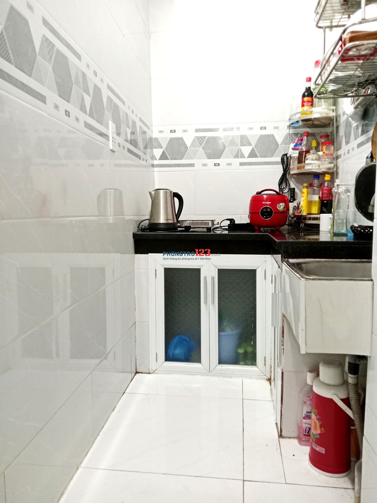 CẦN CHO THUÊ PHÒNG 22 M2 PHƯỜNG 7 QUẬN GÒ VẤP, KHU YÊN TĨNH, AN NINH