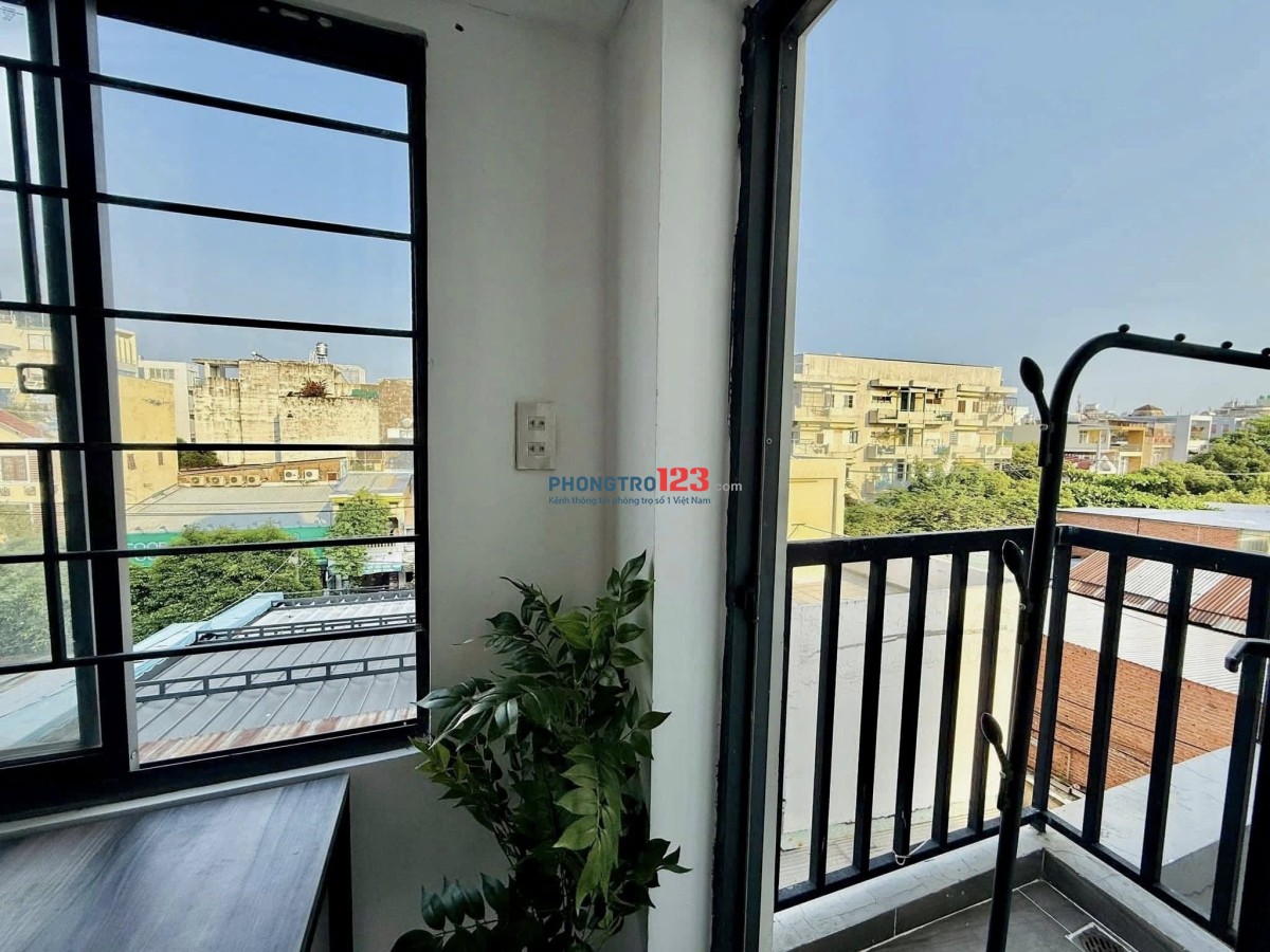 CHO THUÊ PHÒNG TRỌ GẦN CHỢ BÀ CHIỂU BAN CÔNG THOÁNG CÓ GÁC - NƠ TRANG LONG BÌNH THẠNH - 0334998413