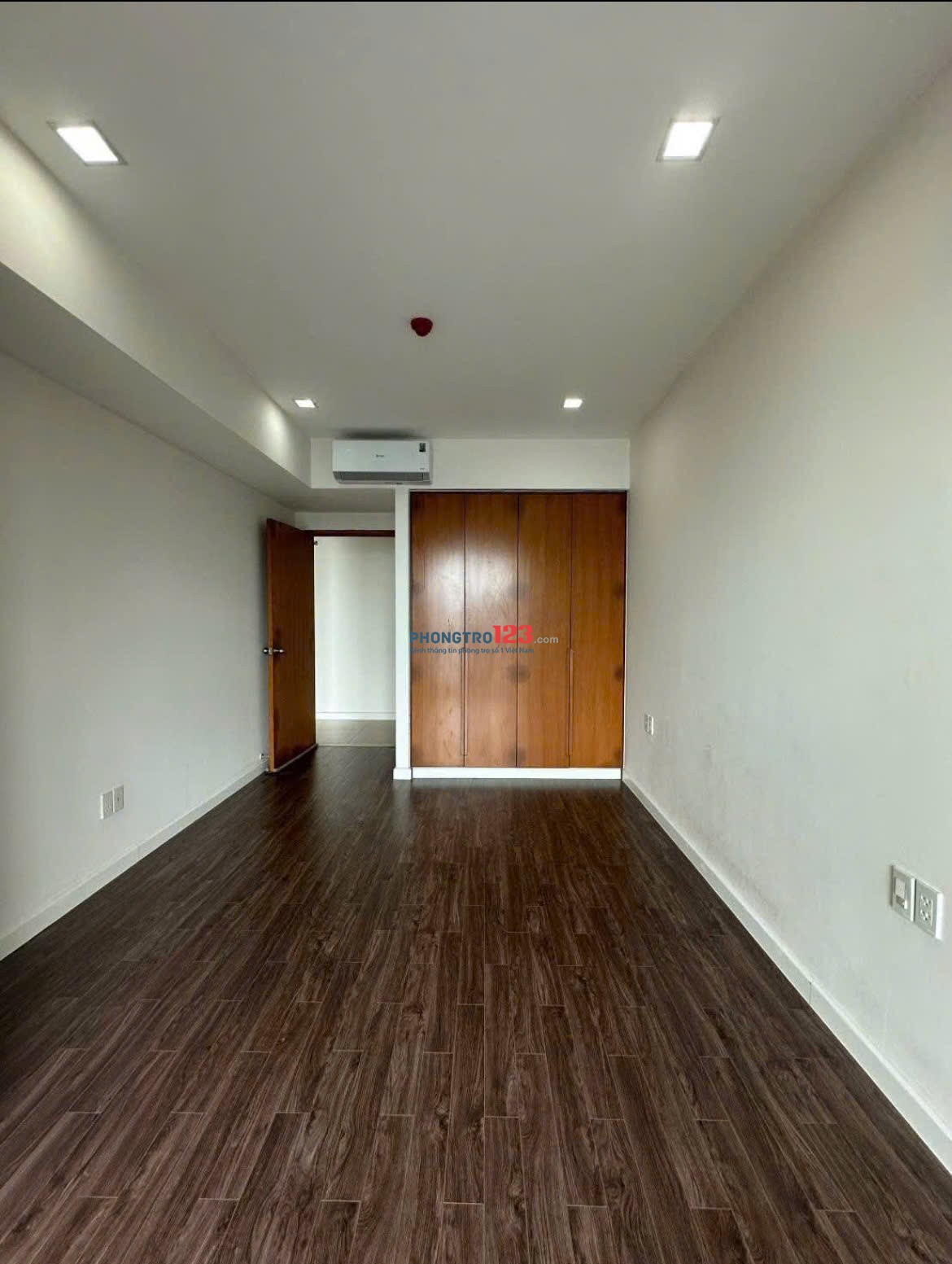 C/c Phú Thạnh, Nguyễn Sơn, TP: Căn Góc, Nhà mới 120m2, 3PN, 10tr5/th