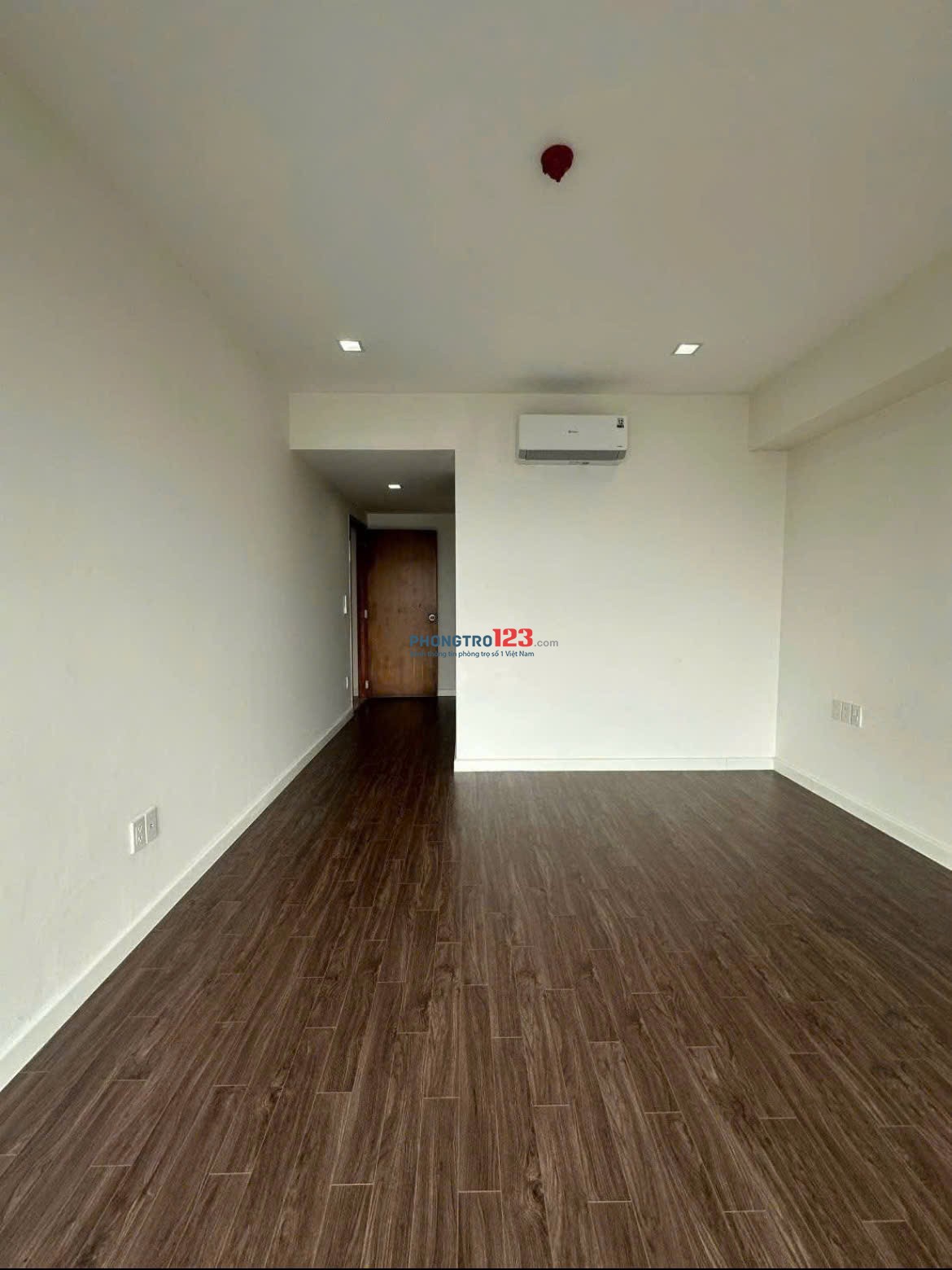 C/c Phú Thạnh, Nguyễn Sơn, TP: Căn Góc, Nhà mới 120m2, 3PN, 10tr5/th