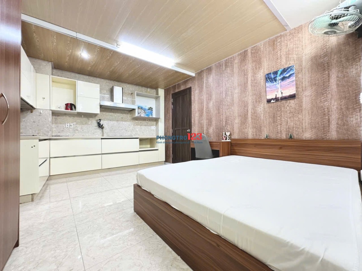 CĂN STUDIO GỖ ẤM CÚNG - CÓ HÚT MÙI, SÂN SAU - CMT8 QUẬN 3